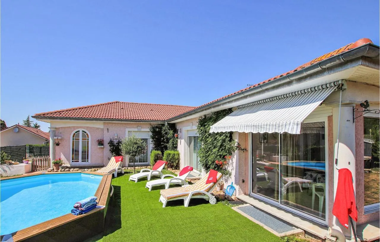 Beautiful Home In Flacheres With Kitchen France